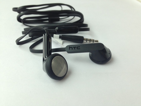 Слушалки за HTC модел RC E195