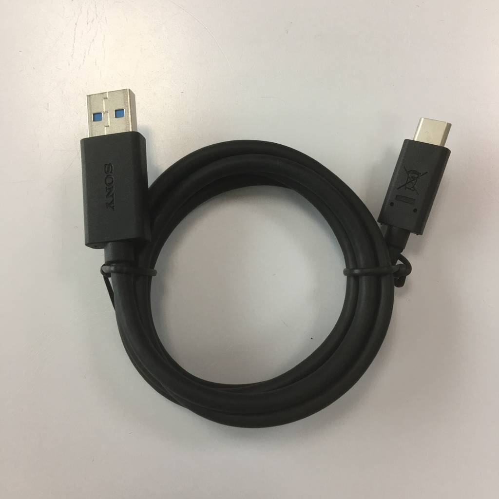 USB-C кабел за Sony Xperia XZ1