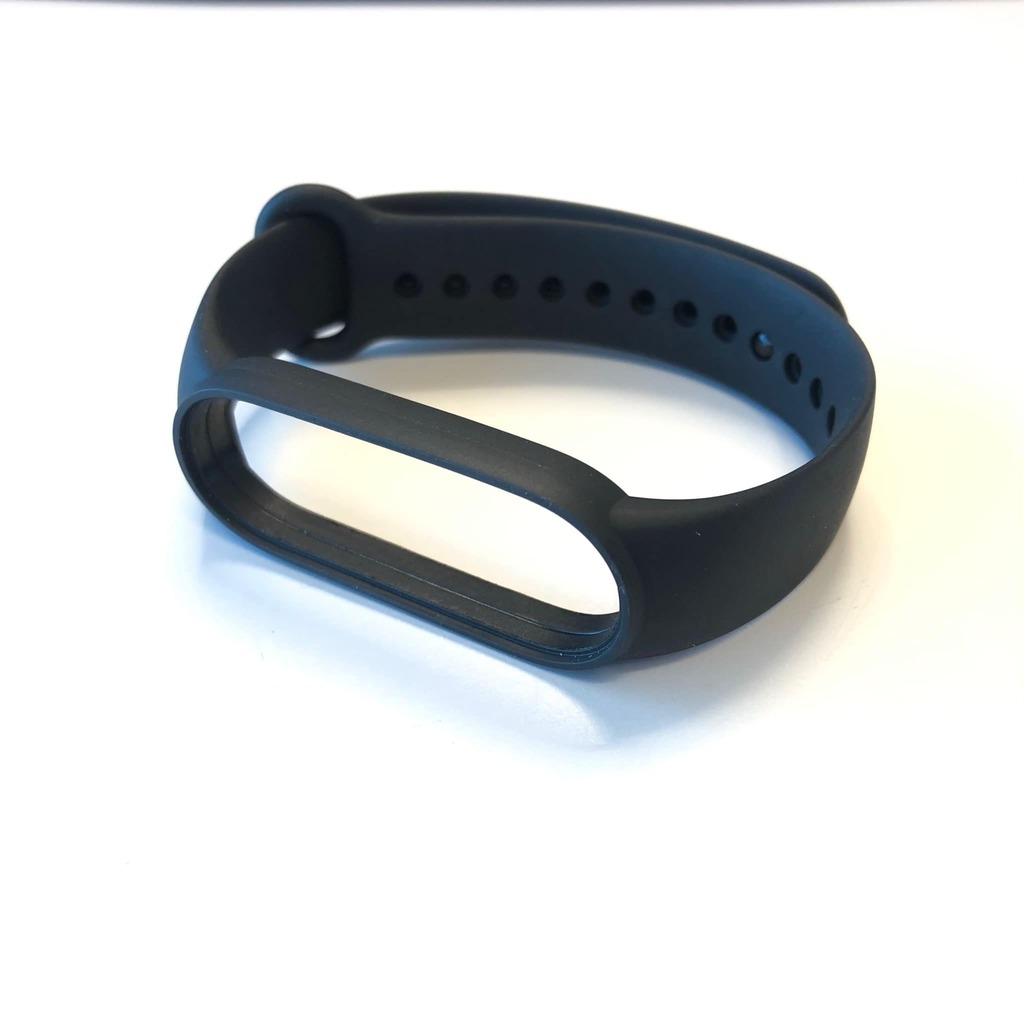 Оригинална каишка за гривна Xiaomi Mi Band 5 черна, цена в София ...