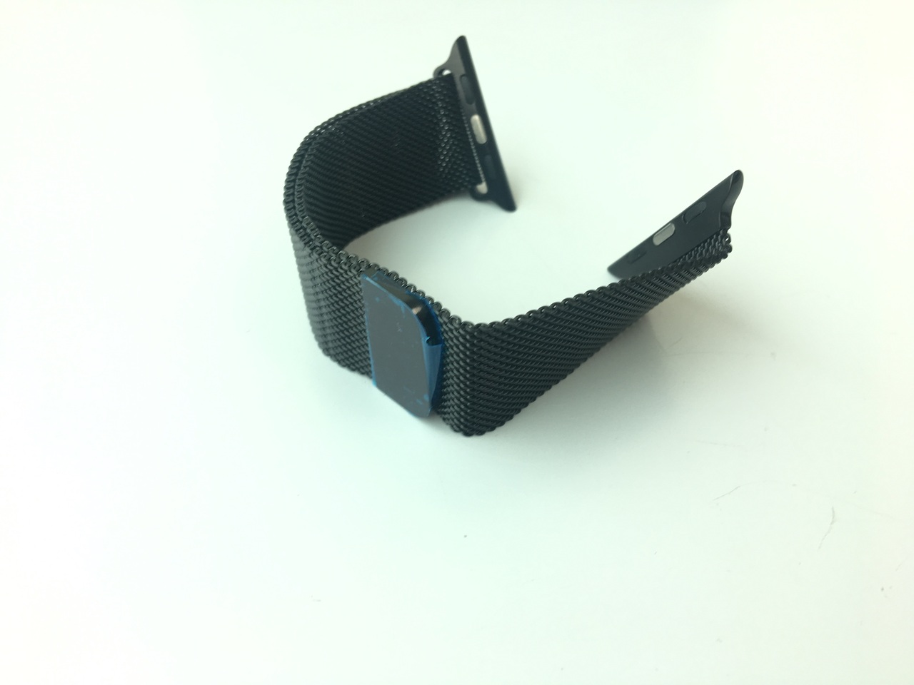 44mm space black milanese loop