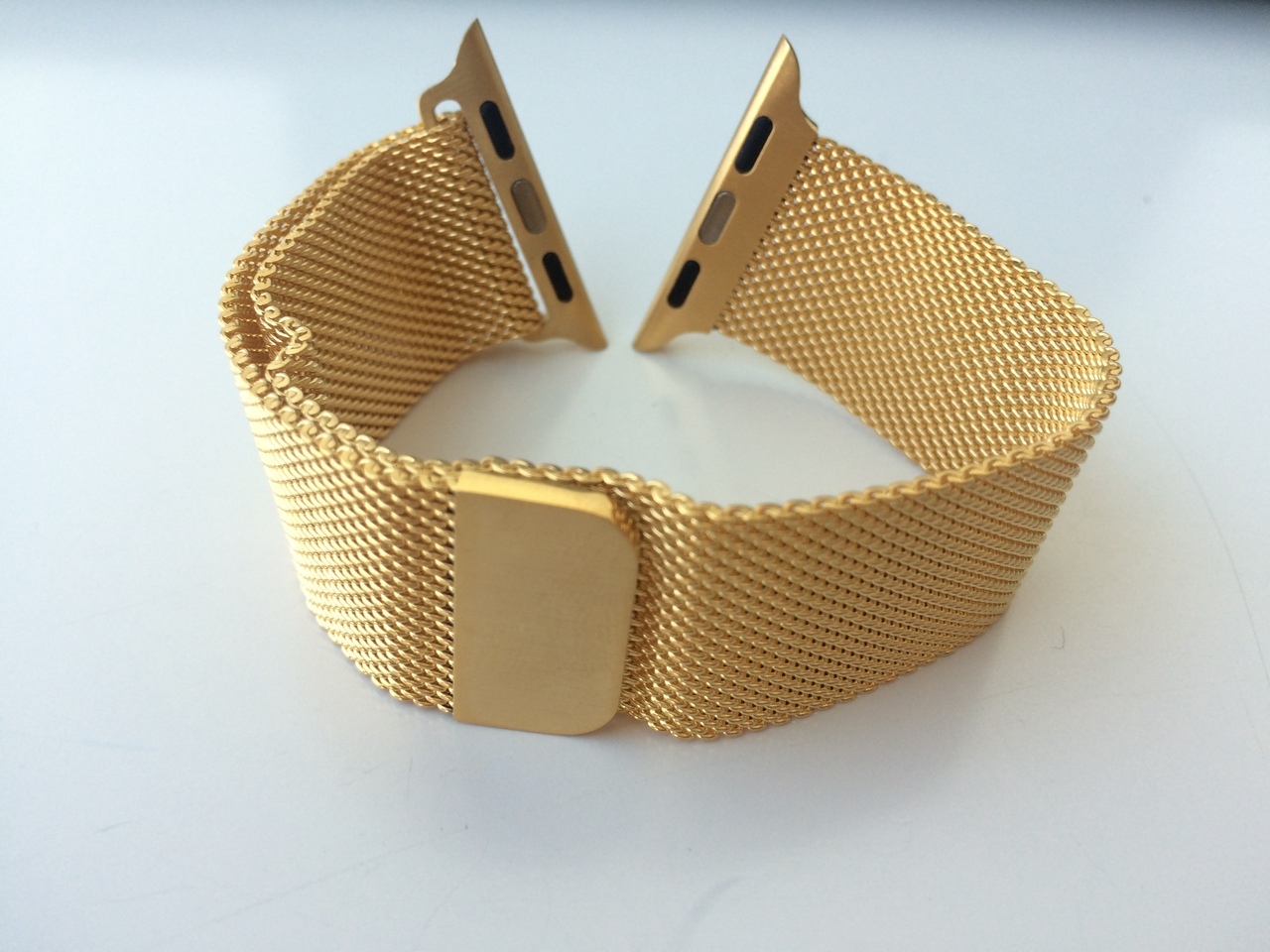 apple 44mm gold milanese loop