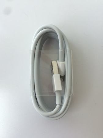 USB Lightning кабел Iphone MD819 1.5 m.
