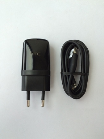 Оригинално зарядно за HTC One S