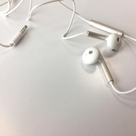 Слушалки Earphones за Huawei Mate 9