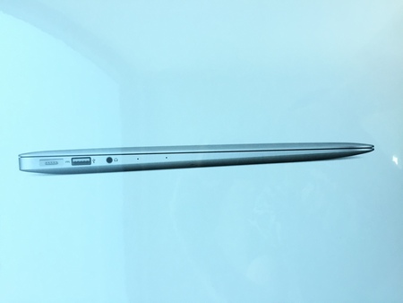 Apple MacBook Air 256GB 13" инча, модел MD761, цена в София, България