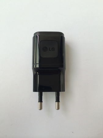 Зарядно за LG MCS-04KR