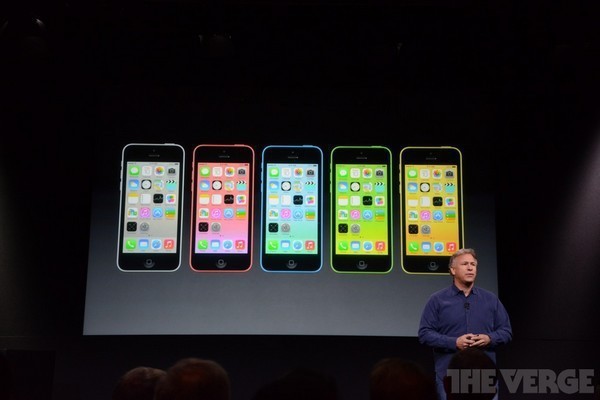 Apple представиха новите си два продукта Iphone 5C и Iphone 5S