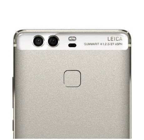 Снимка на гърба на Huawei P9 с новата Leica камера